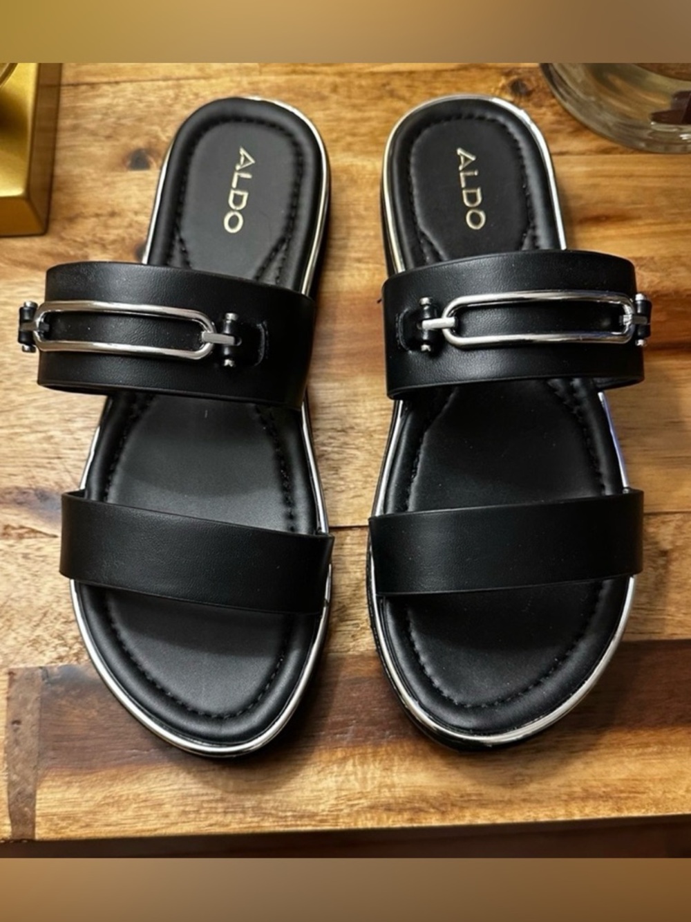 ALDO Lagoon Black Sandal Slides pre-owned, size 7.